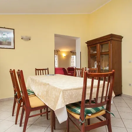 House Gordana For 6-8 Persons With New Jacuzzi And Swimming Pool Villa